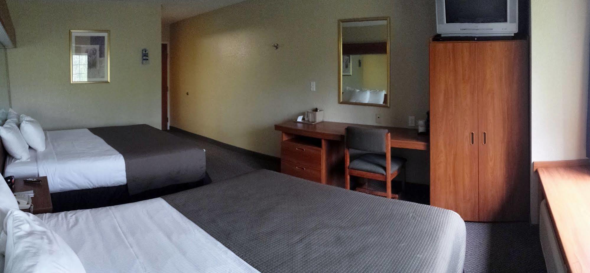 Microtel Inn & Suites Beckley East Esterno foto